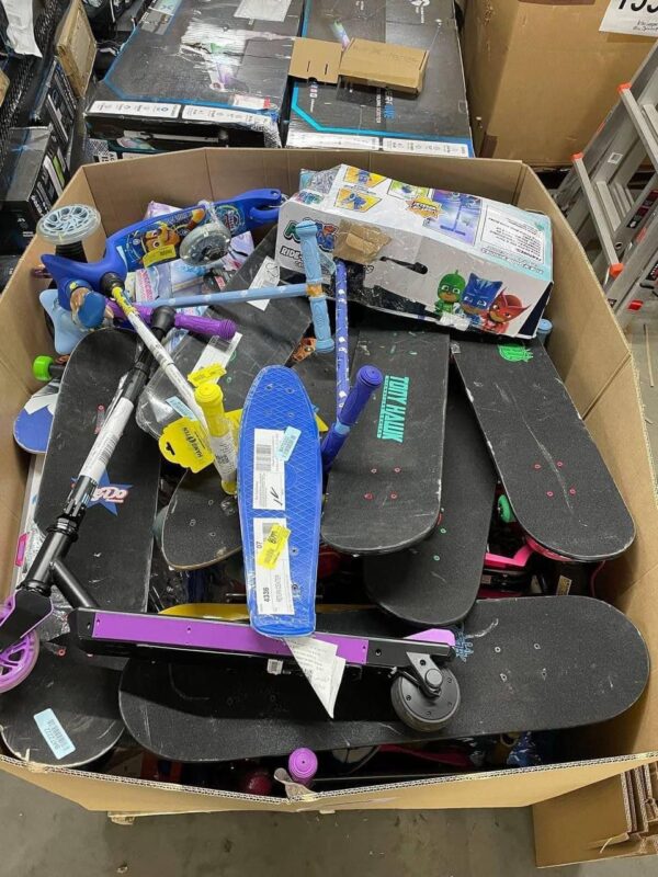 Bulk Premium Skateboard Pallets