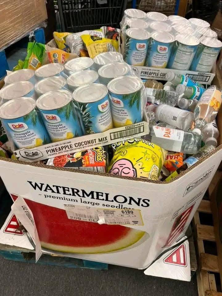 Grocery pallets